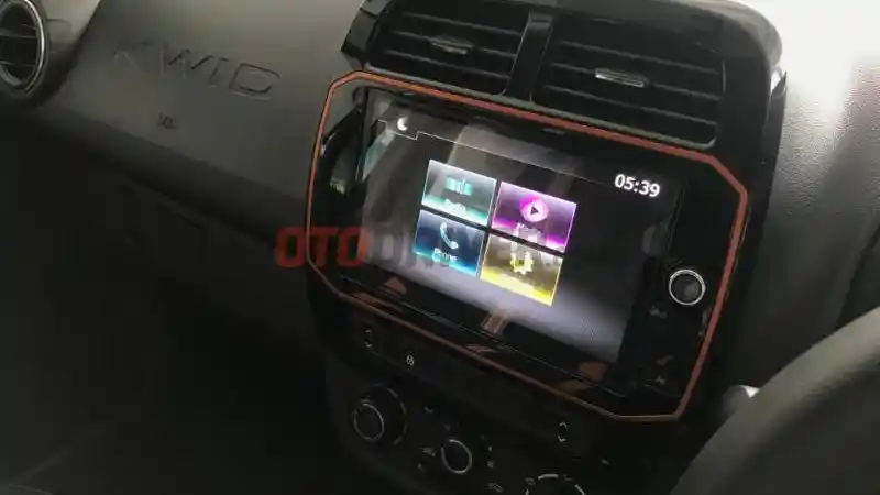 Foto - Renault KWID Varian Baru Meluncur dengan Banderol Mulai Rp 80 Jutaan