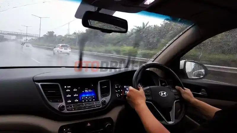 Tips - Musim Hujan Waspada Aquaplaning, ‘Pembunuh Bisu’ Di Jalanan