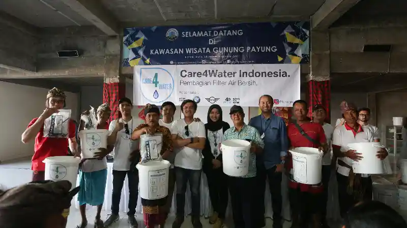 Foto - Tanggung Jawab Sosial, BMW Beri Akses Air Bersih di Bali