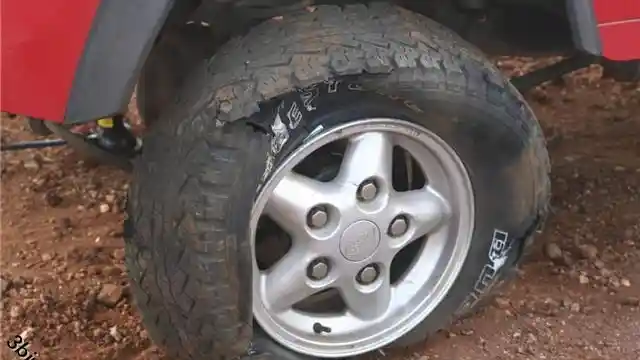 Foto - Seberapa Sering Ban Boleh Ditambal?