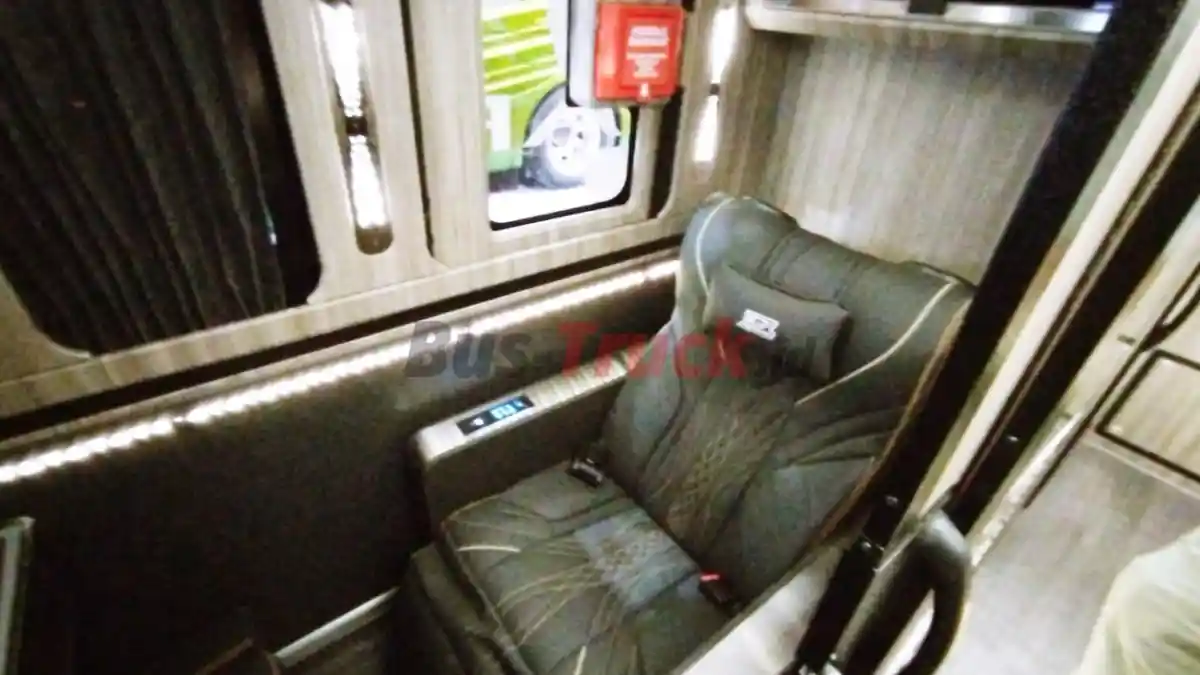 Foto - Kursi Penumpang Bus AKAP Dan Pariwisata Kini Lebih Lebar Dan Ergonomis