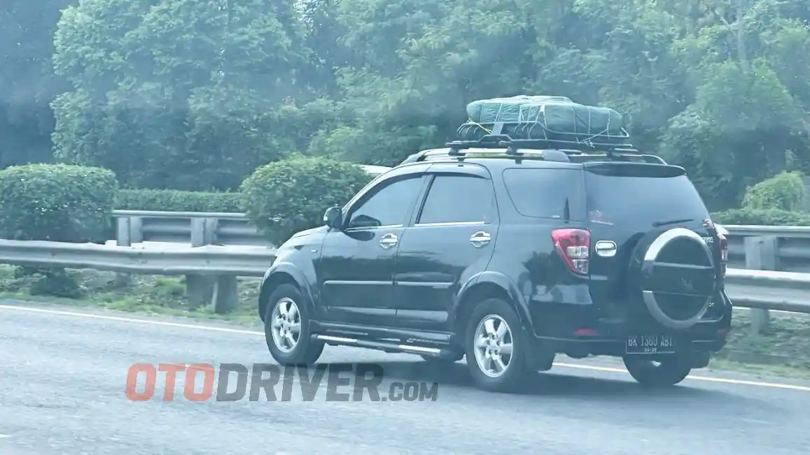 Foto - Begini Cara Aman Mudik Pakai Roof Box