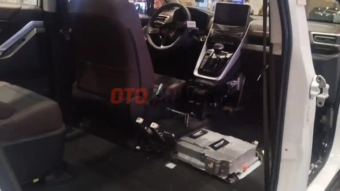 Foto - Toyota dan CATL Bikin Baterai Di Karawang, Mulai Digunakan Pada Semester II 2026