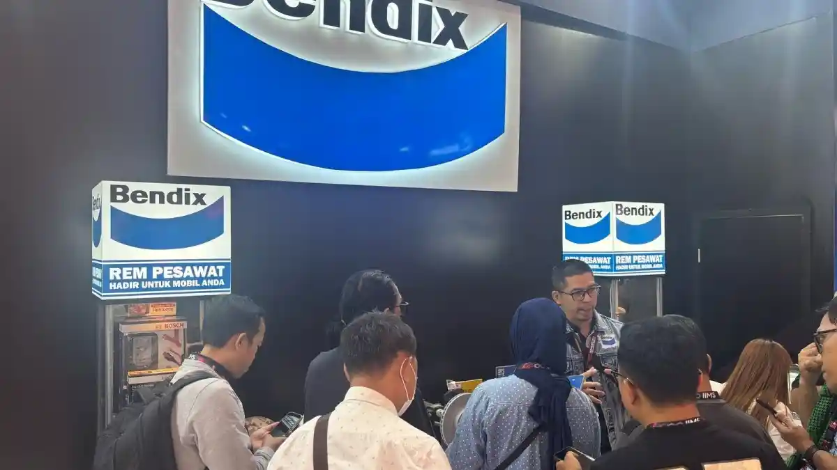 Foto - Bendix Diskon Kampas Rem di IIMS 2025, Mulai Rp 100 Ribuan
