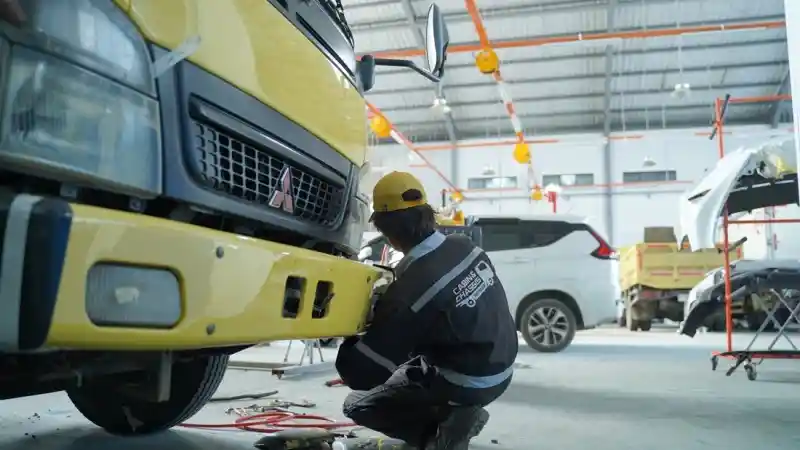 Berita - Ternyata, Mobil Penumpang Mitsubishi Bisa Servis Di Bengkel Fuso