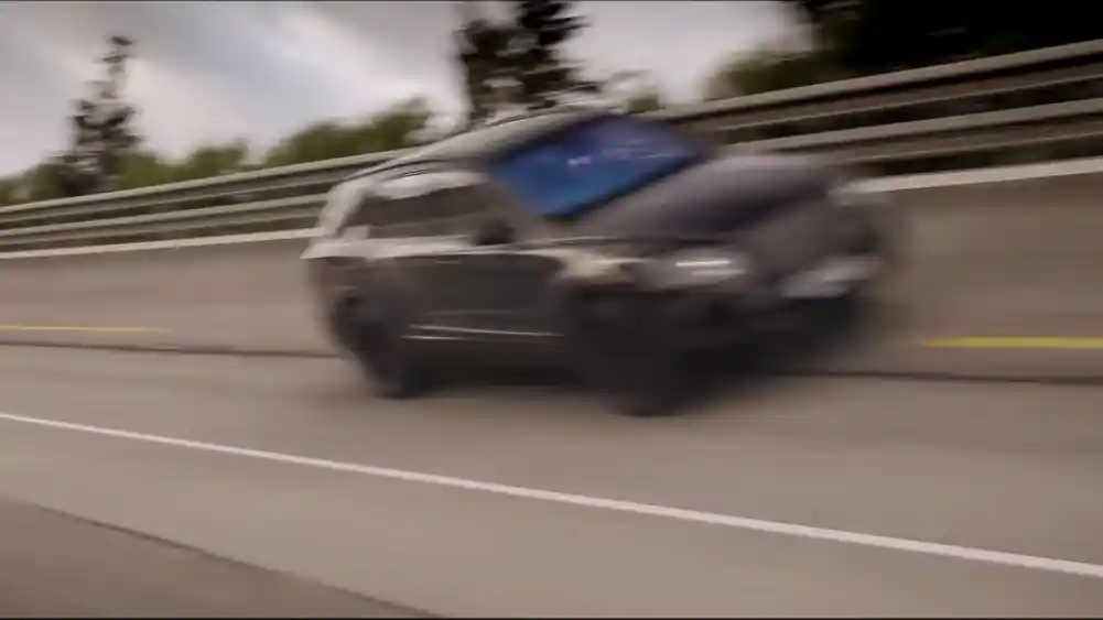 Berita - Video: SUV Bentley Bentayga Sentuh Kecepatan 300 Km/Jam!