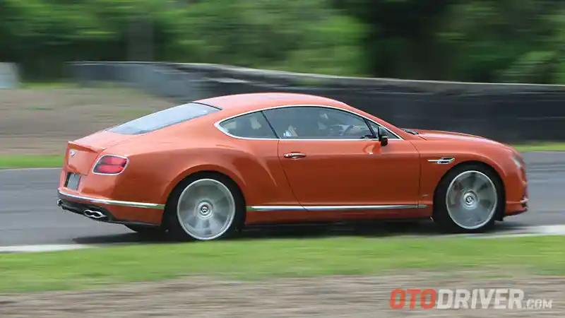 Foto - FIRST DRIVE: Bentley Continental GT V8 S
