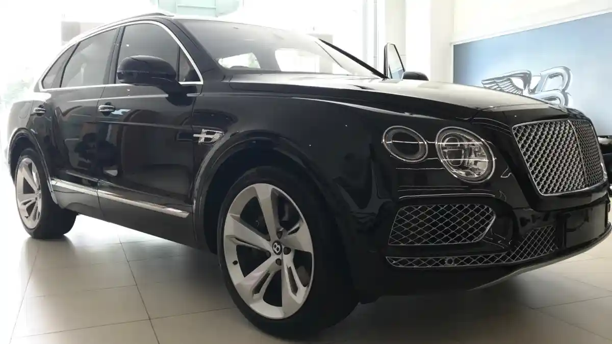 Foto - Beragam SUV Super Mewah Berlomba-lomba Masuk Indonesia