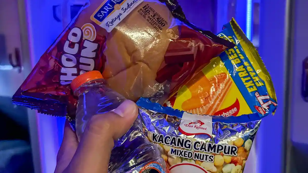 Foto - Perang Snack Antar PO Makin Menjadi