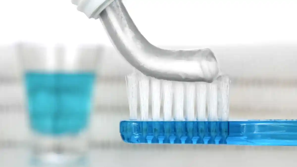 Foto - Tips Murah Meriah Bersihkan Jamur Kaca