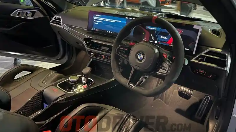 Foto - BMW M4 CS Resmi Meluncur, Harga Rp 2,990 Miliar
