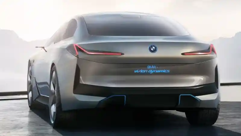 Foto - Sedan Listrik BMW Masa Depan yang Setara Seri-7 Tengah Dirancang