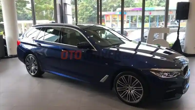 Berita - Station Wagon Terbaru BMW Indonesia Resmi Diluncurkan, Tak Sampai RP 1,5 Milyar