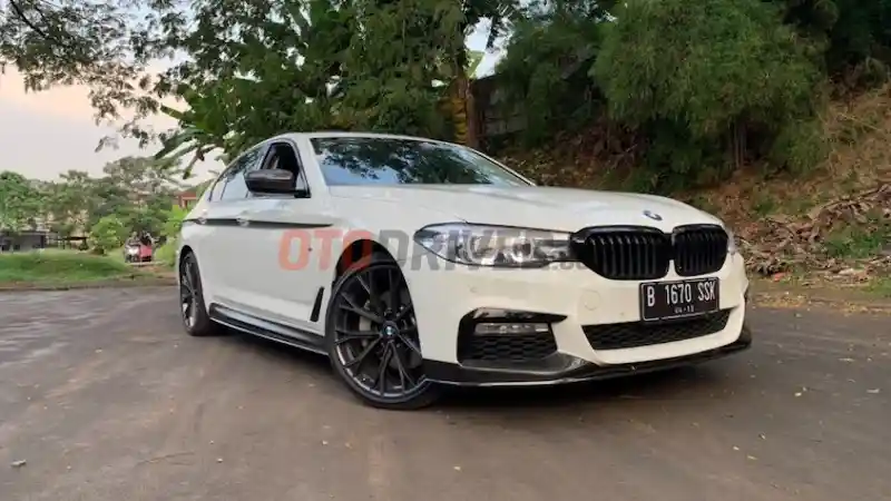 Berita - Mudik In Style 2019: BMW 530i M Performance Tetap Irit BBM