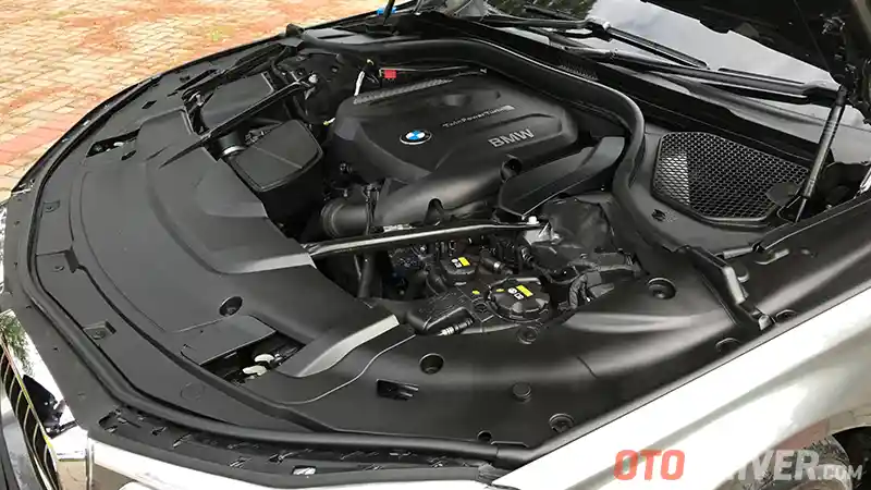 Foto - FIRST DRIVE: BMW 730Li CKD 2017 