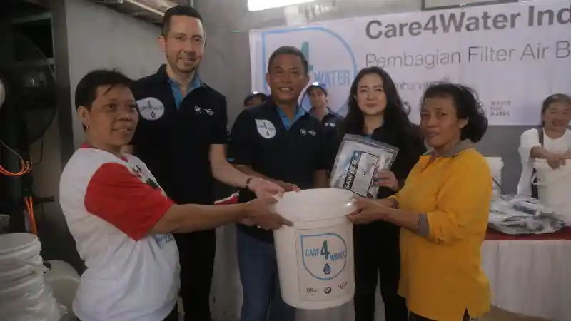 Foto - BMW Indonesia Masuk Kampung demi Wujudkan Air Bersih 