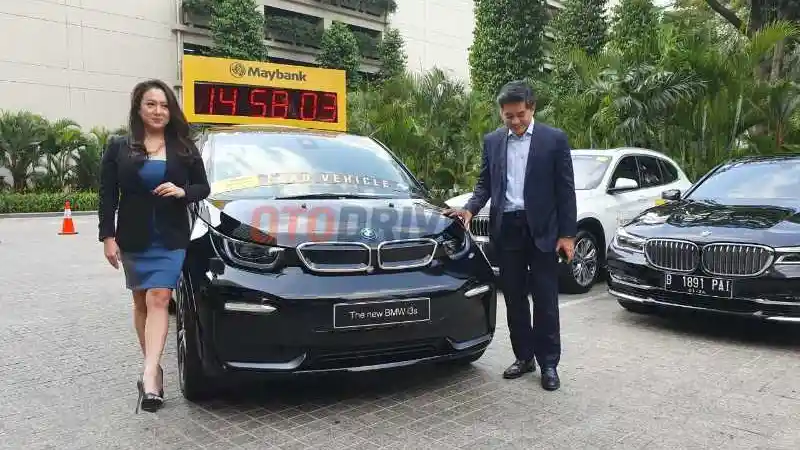 Berita - BMW i3s Akan Terlibat di Bali Marathon