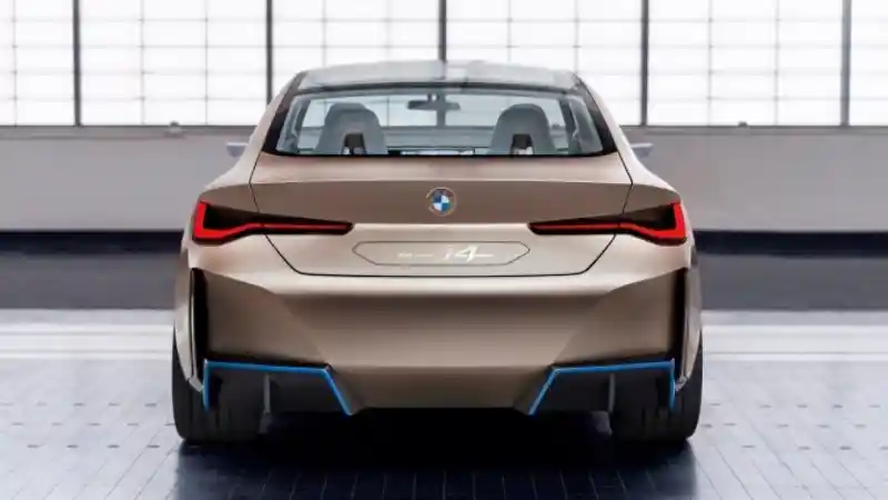 Foto - Sambutlah BMW i4 Concept Terbaru