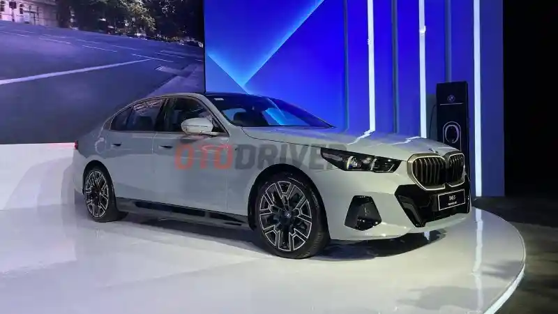 Foto - Korea Selatan Impor Banyak Kendaraan Listrik, Inilah Tiga Model Terbanyak Nomor Satunya Tesla