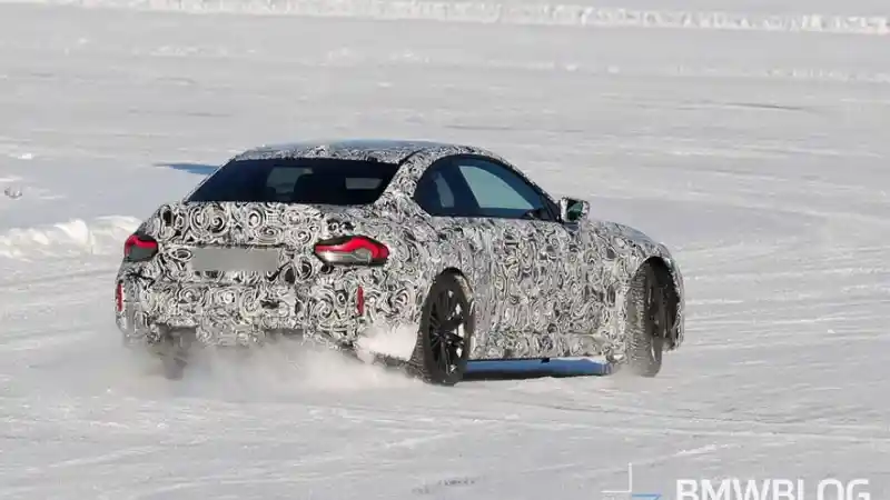 Foto - SPY SHOT: BMW M2 CS