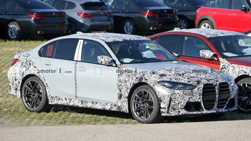Berita - SPY SHOT: BMW M3 2021