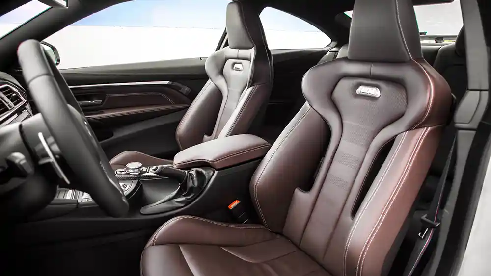 Foto - BMW M4 Competition Sport, Hanya Diproduksi 60 Unit Di Dunia