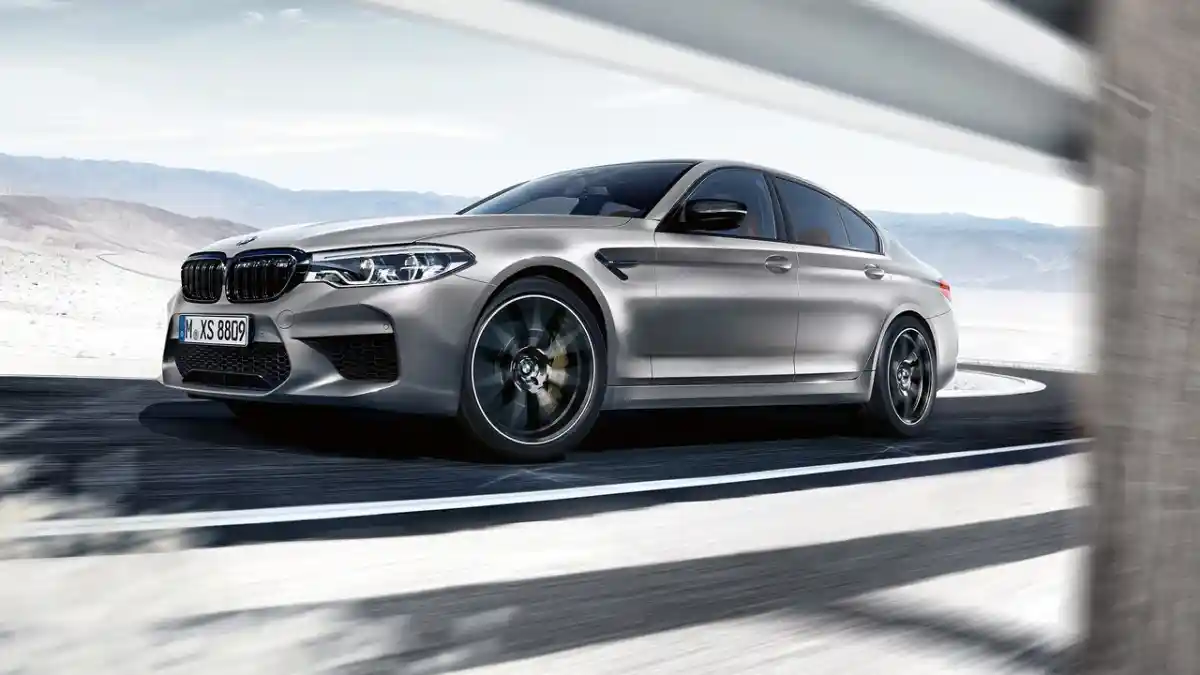 Berita - Karena Performa Adalah Segalanya, BMW Rilis M5 Competition