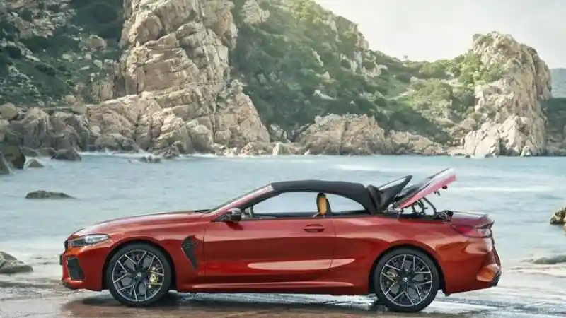 Foto - SPY SHOT: BMW X8 Convertible