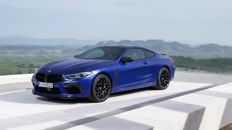 Berita - BMW Luncurkan M8 Competition Tanpa Stok?