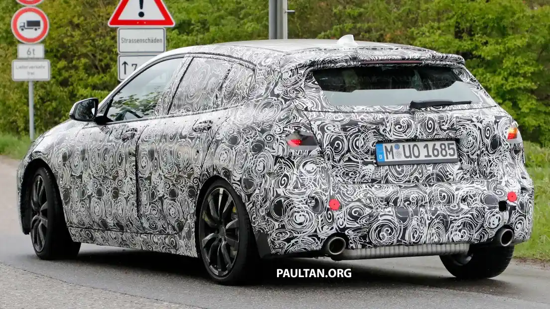 Foto - SPY SHOT: BMW Seri-1 2018