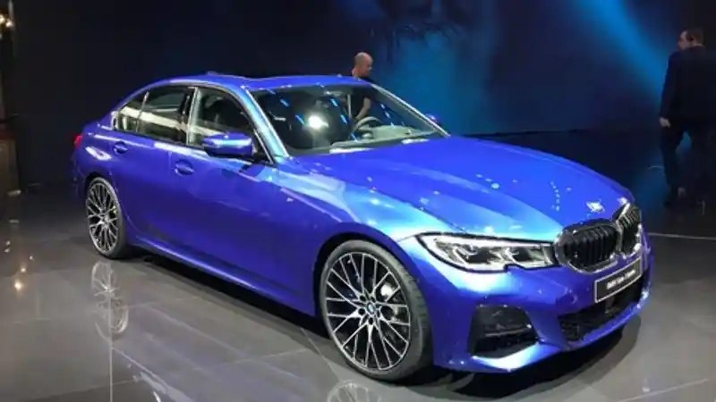 Foto - GALERI: BMW Seri-3 Generasi Terbaru (16 Foto)