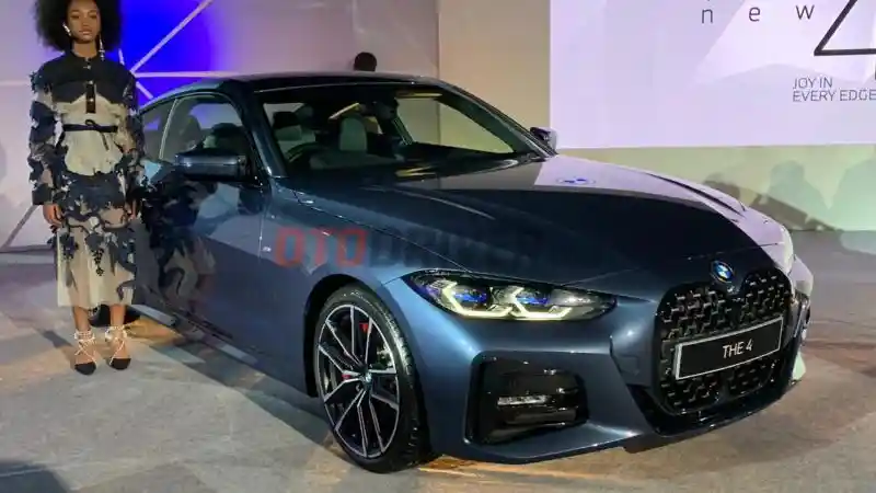 Berita - BMW Indonesia Resmi Jual Seri-4 Coupe dan Convertible Dengan Harga Mulai Rp 1,4 Milyar