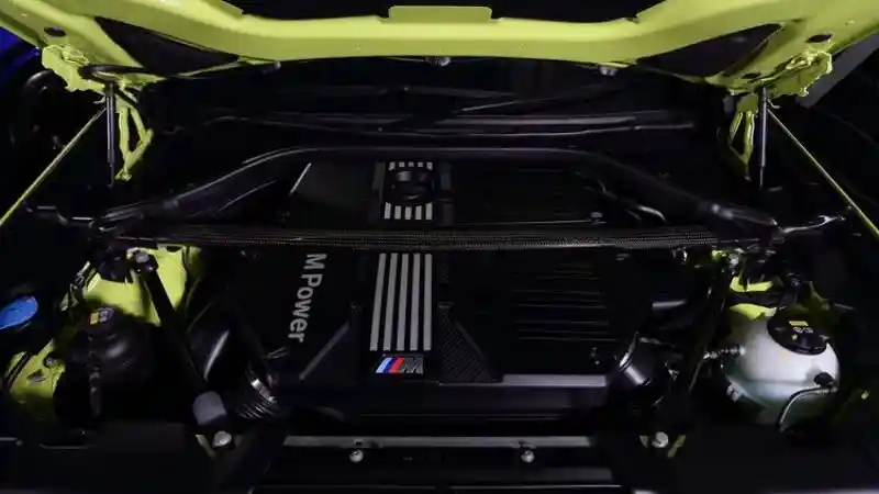 Foto - SUV Dengan Performa Sport Car, BMW X3 M Competition dan X4 M Competition Melenggang Di Indonesia.