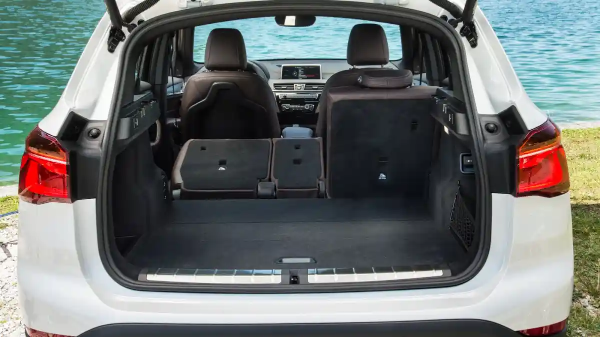 Foto - IAA 2015: BMW X1 Baru Berpenggerak Depan