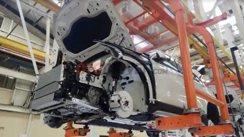 Berita - Melihat BMW All New X3 Dirakit di Sunter (20 Foto)