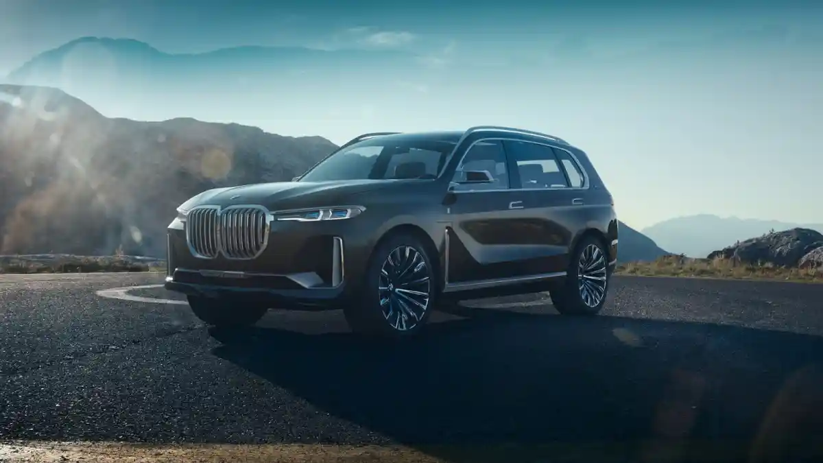 Berita - Mobil Konsep BMW X7 Batal Tampil di Detroit Auto Show. Apa Penyebabnya?