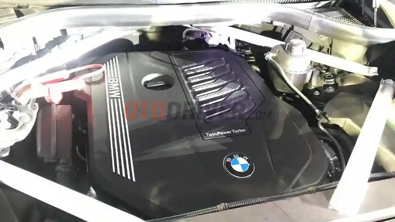 Foto - BMW X7 Resmi Tembus Rp 2,4 Milyar di Indonesia