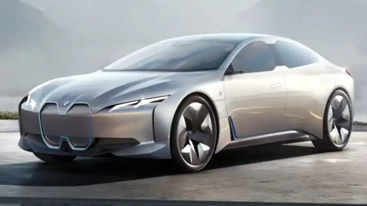 Berita - Mobil Listrik Berperforma Tinggi BMW Meluncur 4 Tahun Lagi