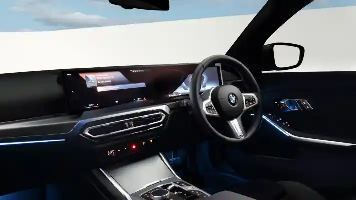 Foto - BMW Seri-3 Touring LCI Hadir Di Indonesia, Jumlah Terbatas