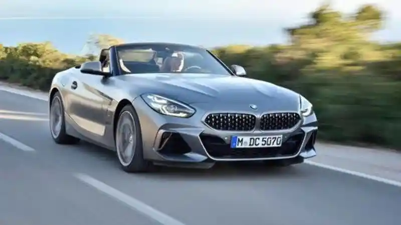 Foto - BMW Z4 Generasi Terbaru Meluncur Besok! Stok Sangat Terbatas