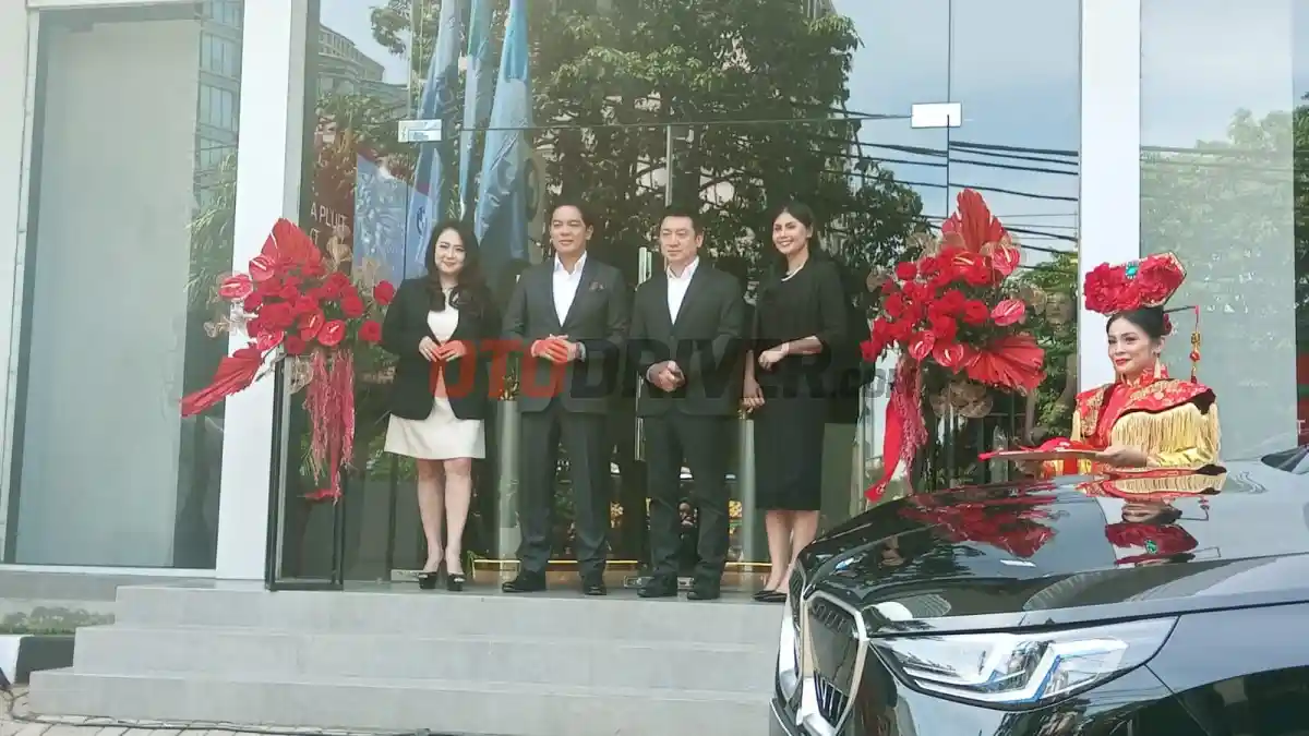 Berita - BMW Group Indonesia dan Astra Resmikan Dealer Dengan Konsep Baru