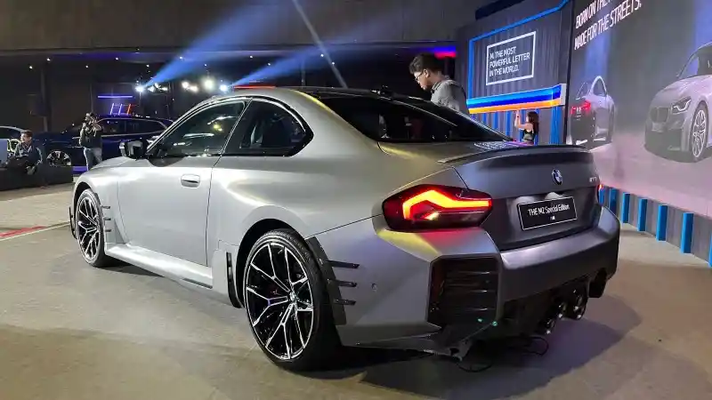 Foto - BMW M2 Juga Dapatikan Varian Baru Dengan M Performance Parts