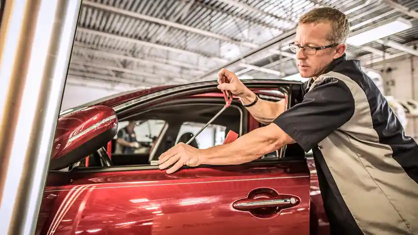 Foto - Perkiraan Biaya Perbaikan Honda Mobilio Penyok di Bengkel Umum