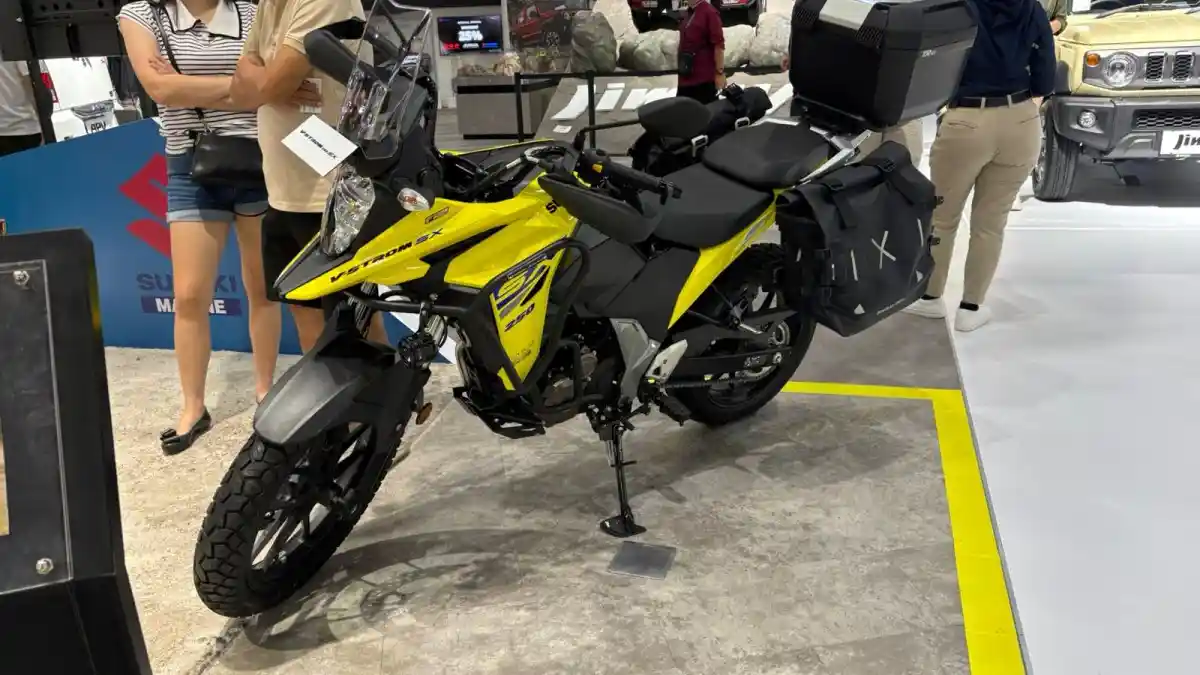 Foto - Tidak Hanya Pajang Mobil, Suzuki Manjakan Pengunjung Dengan Simulasi Offroad VR Hingga Photo Booth