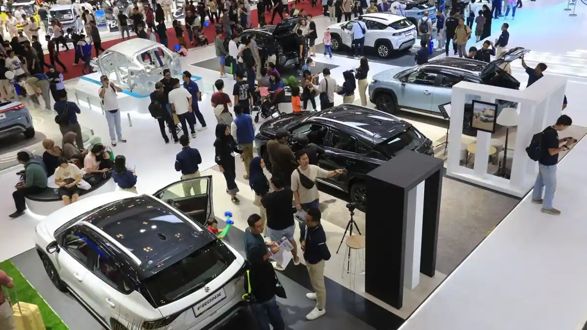 Foto - Beli Mobil Suzuki Di GIIAS 2025 Dapat Cashback Hingga Rp 2 Juta