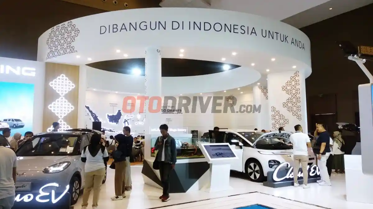 Berita - Mall Pluit Junction Bakal Jadi Pusat Penjualan Mobil Listrik Pertama Di Indonesia