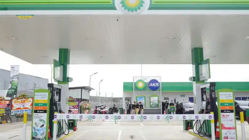 Foto - BP-AKR Tambah SPBU di Jakarta Barat dan Bekasi