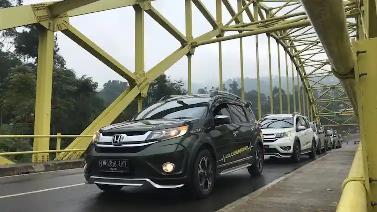 Foto - Daftar Harga LSUV (November 2018)