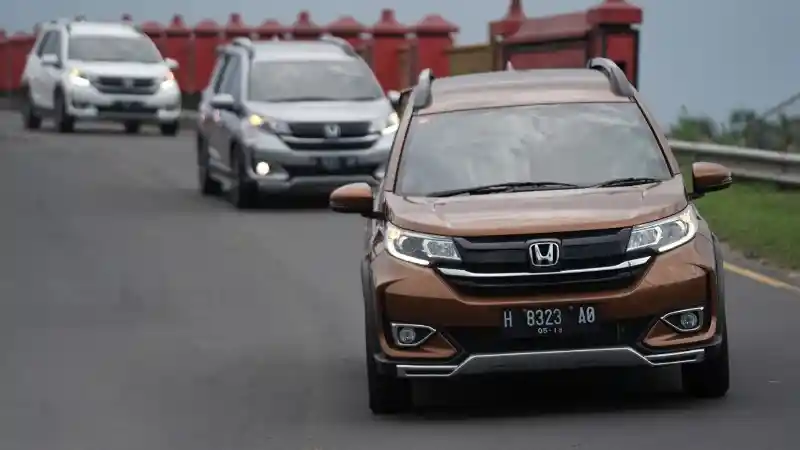Foto - N7X Concept, Obat Sapu Jagad Naikkan Pamor Low 7 Seater Honda?