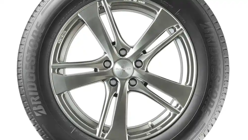 Foto - Apa Hebatnya Ban OEM Rush dan Terios Model Baru?